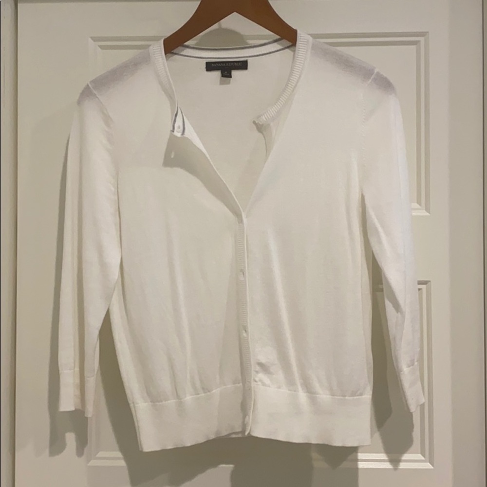 White Banana Republic 3/4 sleeve cardigan